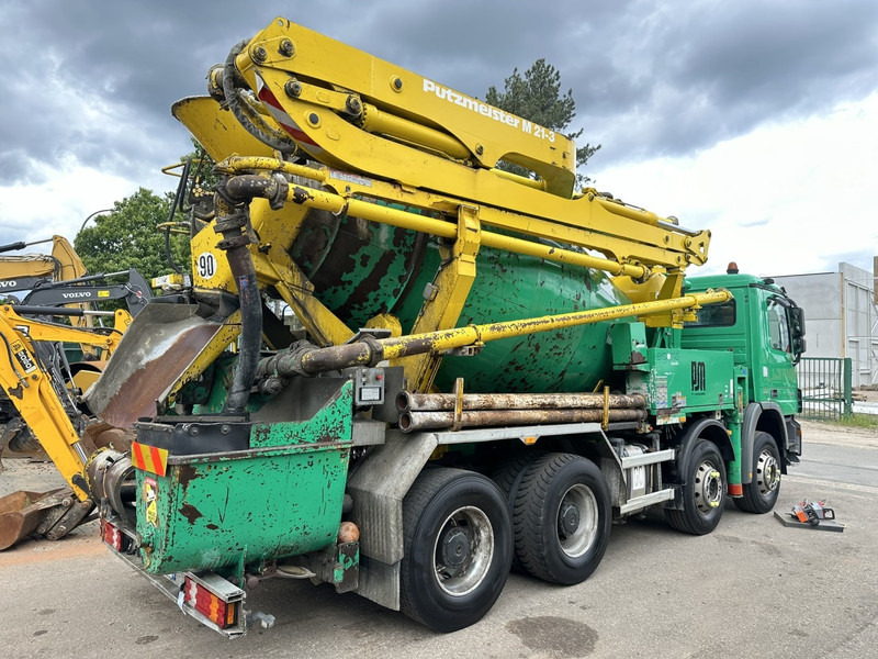 Mercedes-Benz ACTROS 3241 8x4 PUMI PM M 21-3 (21m) Putzmeister - *238.000km* / 1586H - EPS - BLADVERING / NAAFREDUCTIE - Camión hormigonera: foto 5 Mercedes-Benz ACTROS 3241 8x4 PUMI PM M 21-3 (21m) Putzmeister - *238.000km* / 1586H - EPS - BLADVERING / NAAFREDUCTIE - Camión hormigonera: foto 5