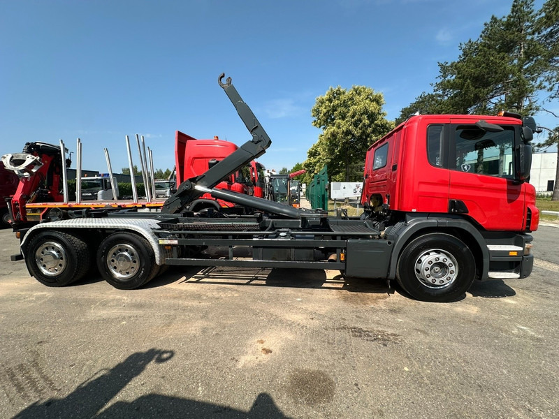 Scania P380 6x4 HOOKLIFT HIAB 25T - 6100mm - A/C - CAMERA - E4 - AIR SUSPENSION - BE TRUCK - Camión multibasculante: foto 4 Scania P380 6x4 HOOKLIFT HIAB 25T - 6100mm - A/C - CAMERA - E4 - AIR SUSPENSION - BE TRUCK - Camión multibasculante: foto 4