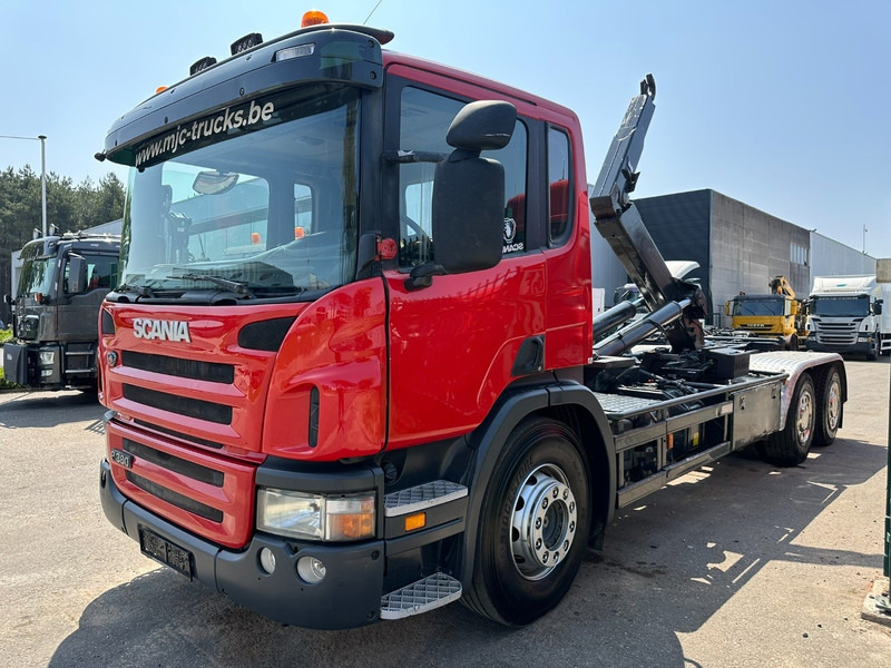 Scania P380 6x4 HOOKLIFT HIAB 25T - 6100mm - A/C - CAMERA - E4 - AIR SUSPENSION - BE TRUCK - Camión multibasculante: foto 3 Scania P380 6x4 HOOKLIFT HIAB 25T - 6100mm - A/C - CAMERA - E4 - AIR SUSPENSION - BE TRUCK - Camión multibasculante: foto 3