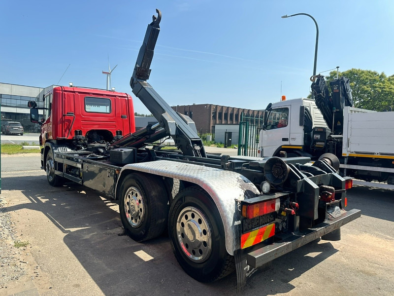 Scania P380 6x4 HOOKLIFT HIAB 25T - 6100mm - A/C - CAMERA - E4 - AIR SUSPENSION - BE TRUCK - Camión multibasculante: foto 5 Scania P380 6x4 HOOKLIFT HIAB 25T - 6100mm - A/C - CAMERA - E4 - AIR SUSPENSION - BE TRUCK - Camión multibasculante: foto 5