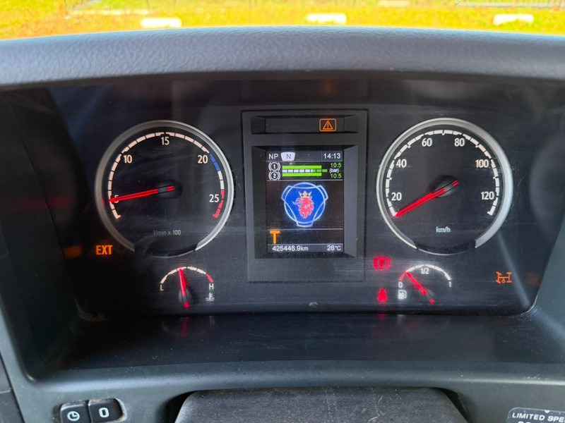 Camión multibasculante, Camión grúa Scania P400 6x4 HOOKLIFT + CRANE PALFINGER PK9001 EH - RETARDER - 5/6F + ROTATOR + RADIO - WB 3m90 - EURO 5 - HUB REDUCTION / SPRING - BE TRUCK: foto 13 Camión multibasculante, Camión grúa Scania P400 6x4 HOOKLIFT + CRANE PALFINGER PK9001 EH - RETARDER - 5/6F + ROTATOR + RADIO - WB 3m90 - EURO 5 - HUB REDUCTION / SPRING - BE TRUCK: foto 13