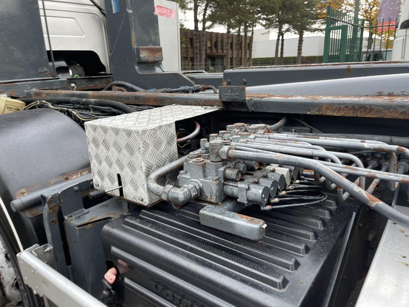 Camión multibasculante Volvo FMX 500 8x4 RETARDER - HAAKSYSTEEM / HOOKSYSTEM / ROLL-OFF / ABROLLKIPPER / GANCHO - 369.000km - HUB REDUCTION: foto 14 Camión multibasculante Volvo FMX 500 8x4 RETARDER - HAAKSYSTEEM / HOOKSYSTEM / ROLL-OFF / ABROLLKIPPER / GANCHO - 369.000km - HUB REDUCTION: foto 14