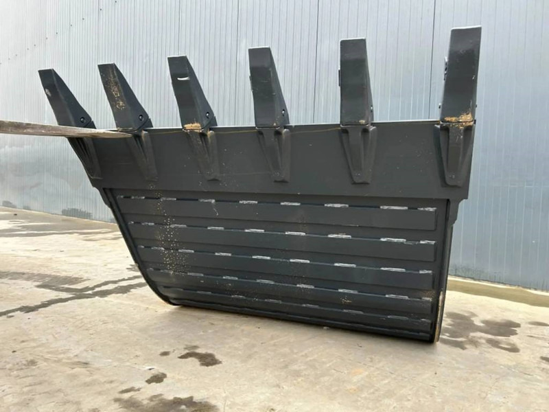 Hitachi ZX220 - 1.40m - Cazo para Maquinaria de construcción: foto 3 Hitachi ZX220 - 1.40m - Cazo para Maquinaria de construcción: foto 3