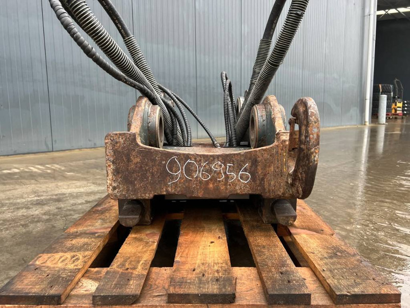 OilQuick OQ70/55 - 323D - Acoplamiento rápido para Maquinaria de construcción: foto 2 OilQuick OQ70/55 - 323D - Acoplamiento rápido para Maquinaria de construcción: foto 2