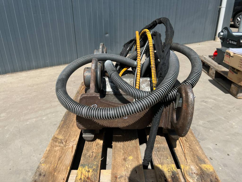OilQuick OQ70/55 - EC210 / EC220 - Acoplamiento rápido para Maquinaria de construcción: foto 2 OilQuick OQ70/55 - EC210 / EC220 - Acoplamiento rápido para Maquinaria de construcción: foto 2