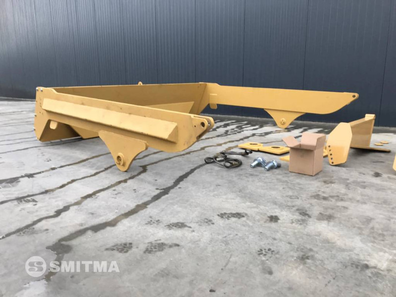 Volvo A25F - Trampilla elevadora para Maquinaria de construcción: foto 3 Volvo A25F - Trampilla elevadora para Maquinaria de construcción: foto 3