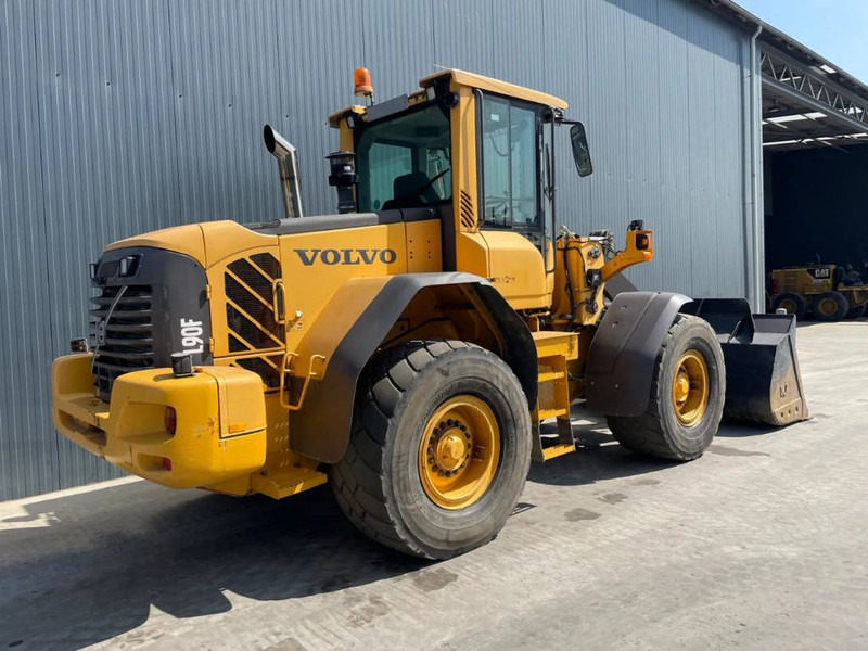 Volvo L90F - 3rd valve - Cargadora de ruedas: foto 4 Volvo L90F - 3rd valve - Cargadora de ruedas: foto 4