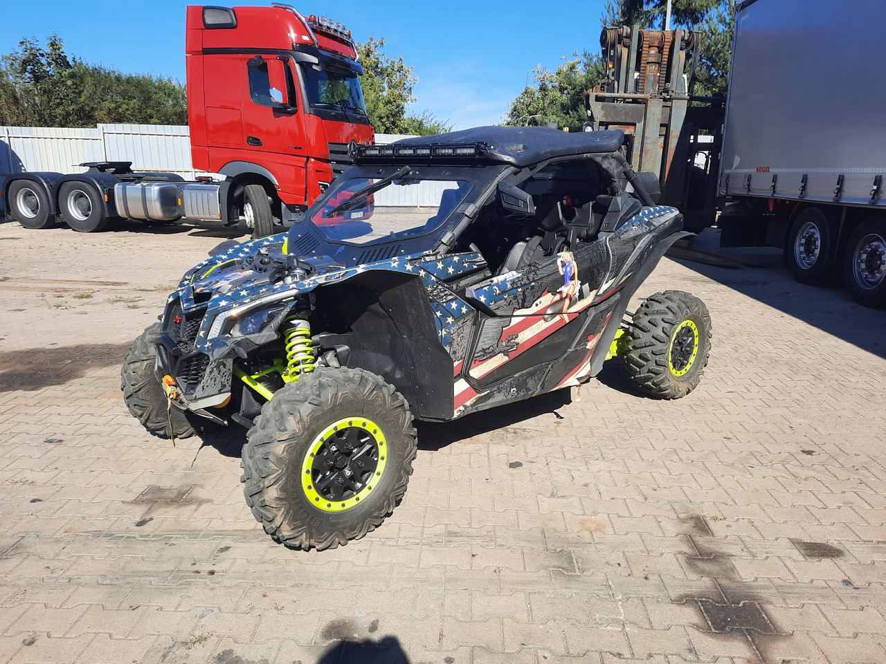 CAN-AM Maverick X3 XDS z homologacją - Cuadrimoto: foto 3 CAN-AM Maverick X3 XDS z homologacją - Cuadrimoto: foto 3