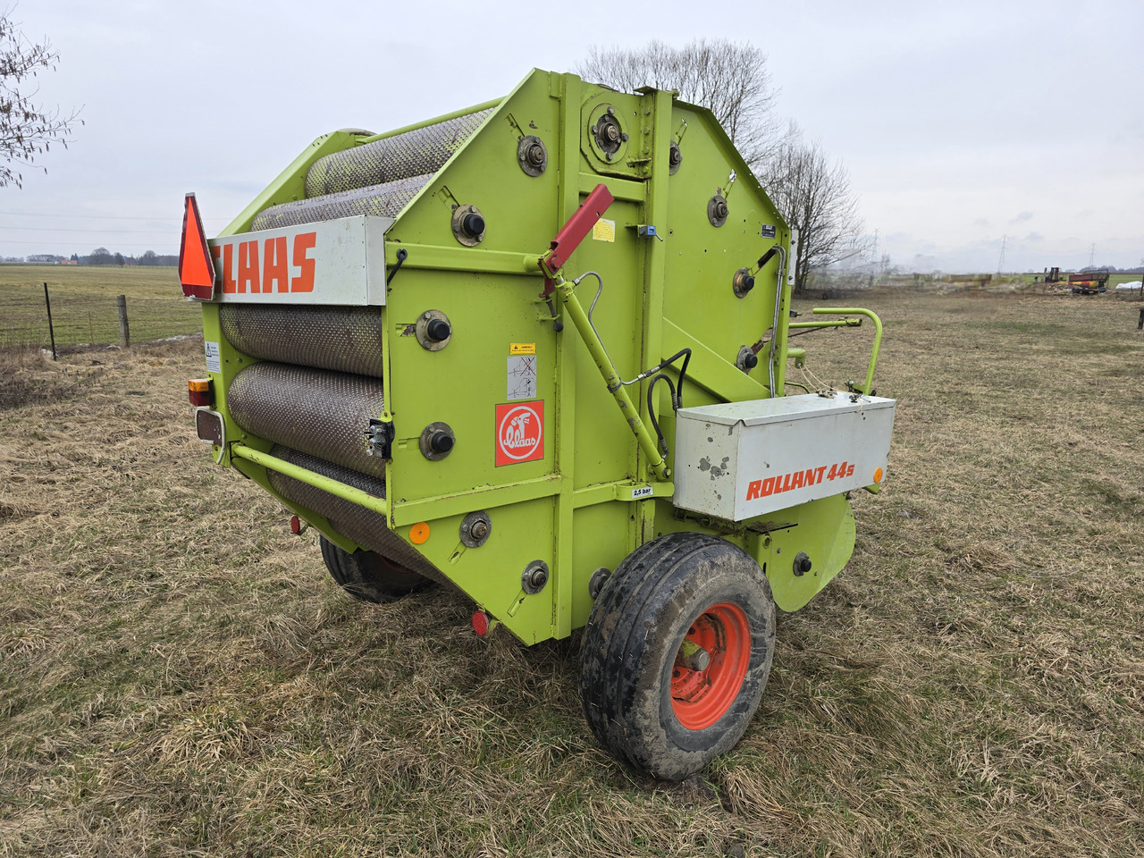 CLAAS ROLLANT 44s - Rotoempacadora: foto 4 CLAAS ROLLANT 44s - Rotoempacadora: foto 4