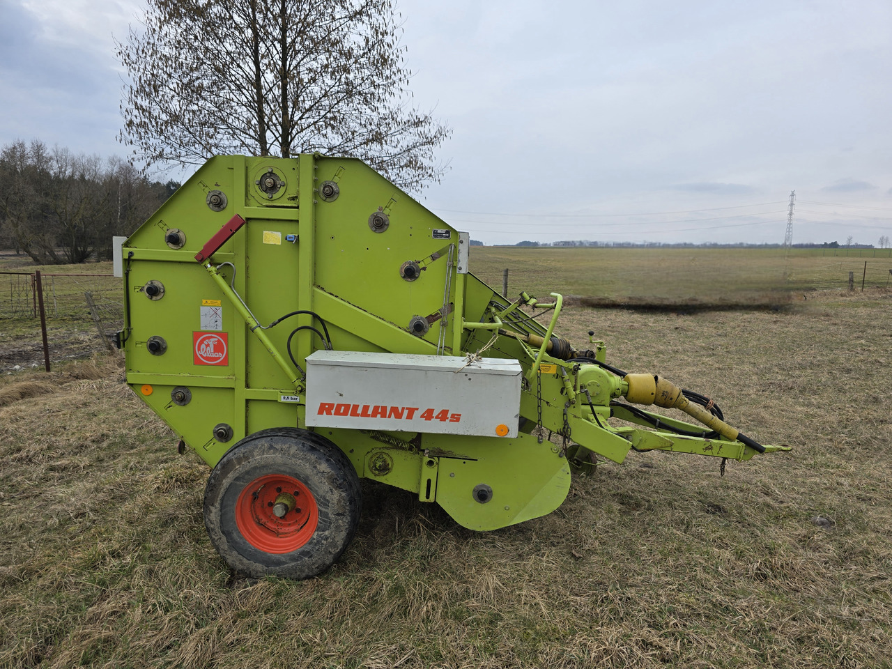 CLAAS ROLLANT 44s - Rotoempacadora: foto 3 CLAAS ROLLANT 44s - Rotoempacadora: foto 3
