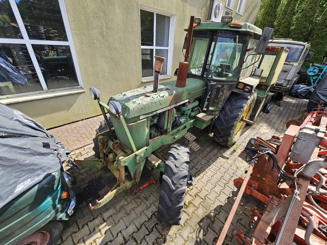 John Deere 4230 - Tractor: foto 2 John Deere 4230 - Tractor: foto 2