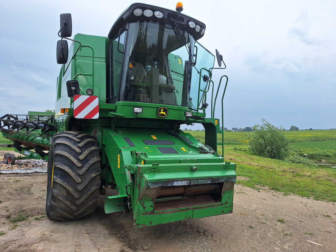 John Deere T550 - Cosechadora de granos: foto 4 John Deere T550 - Cosechadora de granos: foto 4