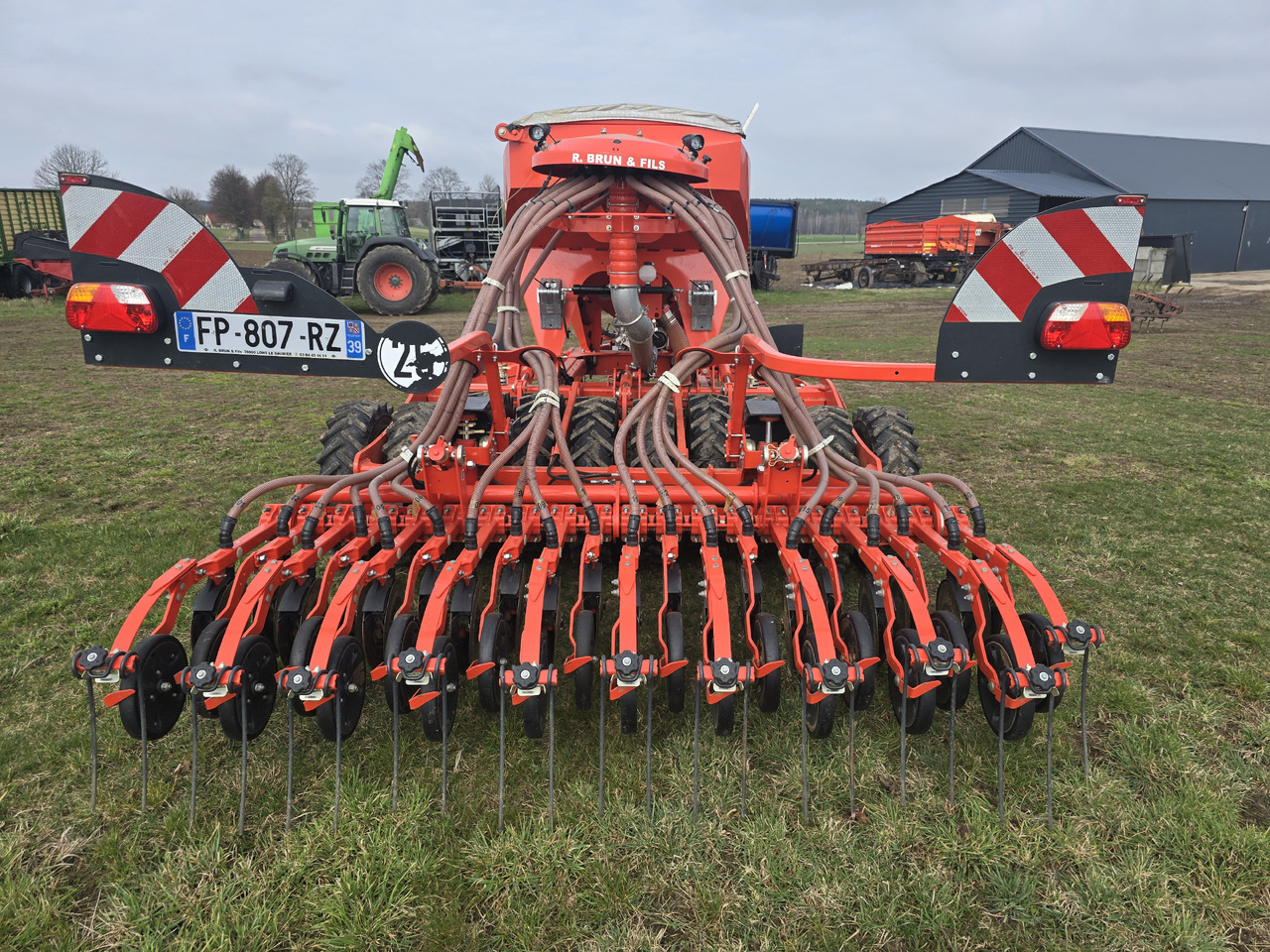KUHN ESPRO 3000 VFB - Combinado de siembra: foto 5 KUHN ESPRO 3000 VFB - Combinado de siembra: foto 5