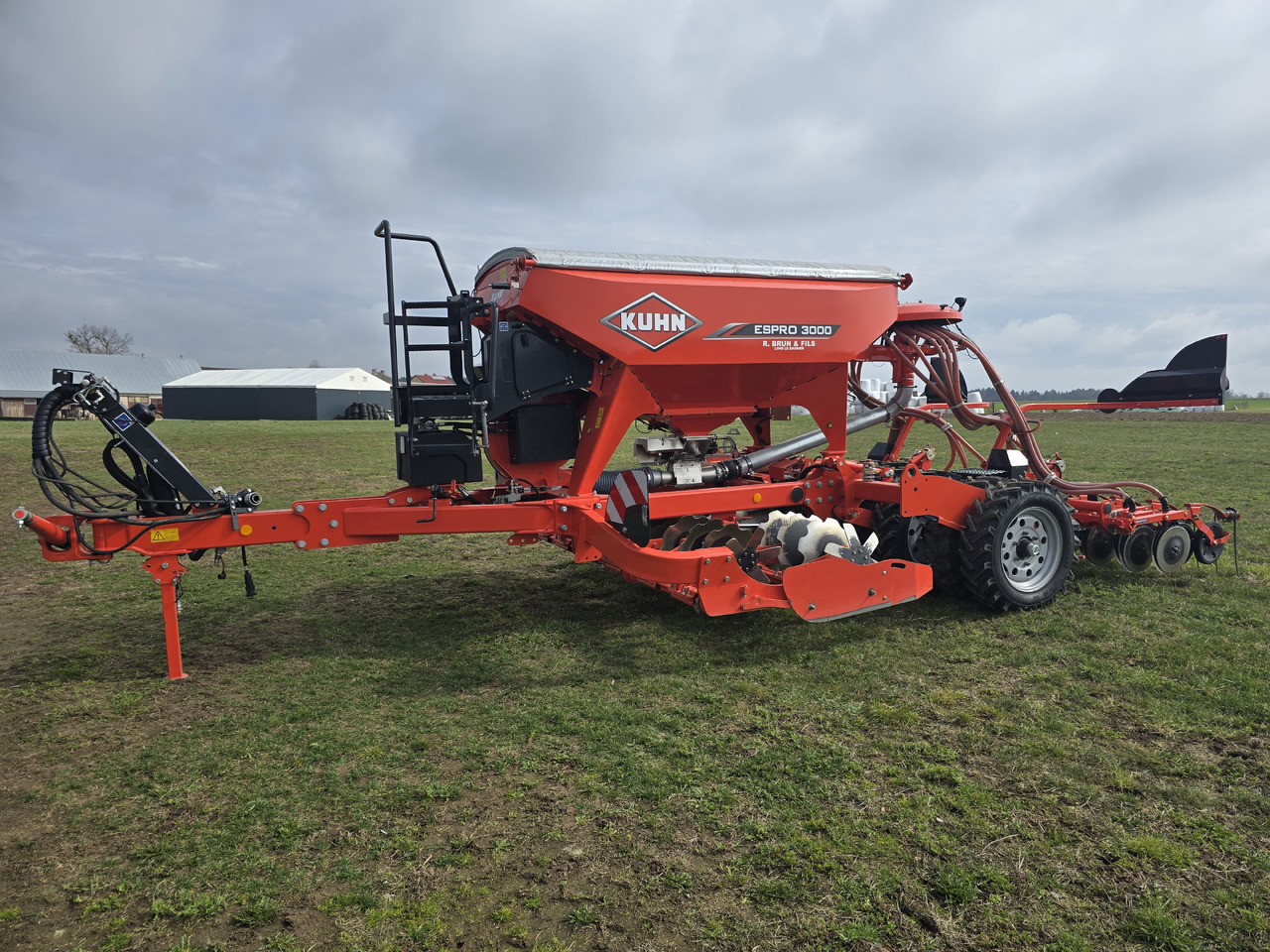 KUHN ESPRO 3000 VFB - Combinado de siembra: foto 2 KUHN ESPRO 3000 VFB - Combinado de siembra: foto 2