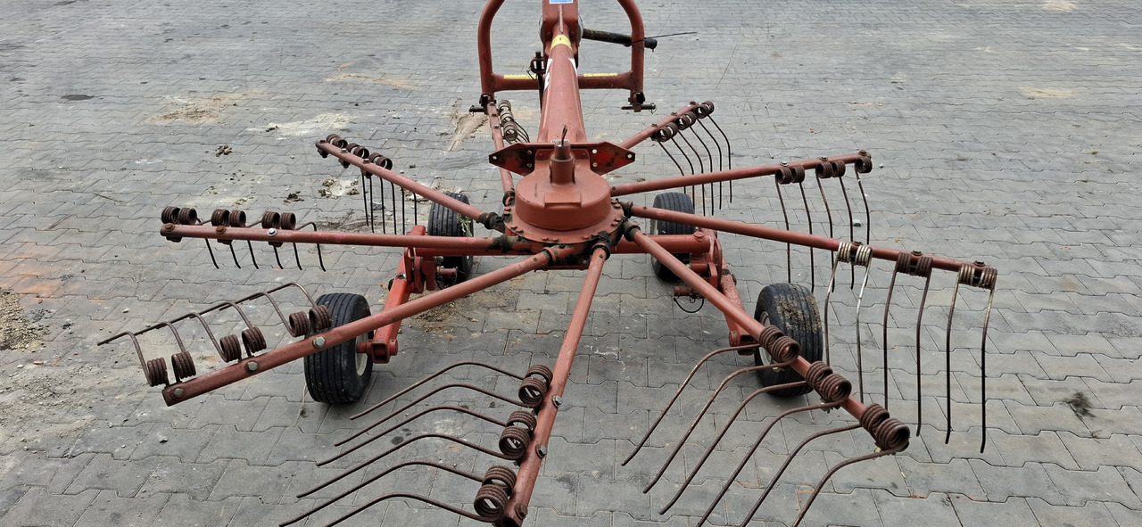 KUHN GA 300 GM - Henificadora: foto 2 KUHN GA 300 GM - Henificadora: foto 2