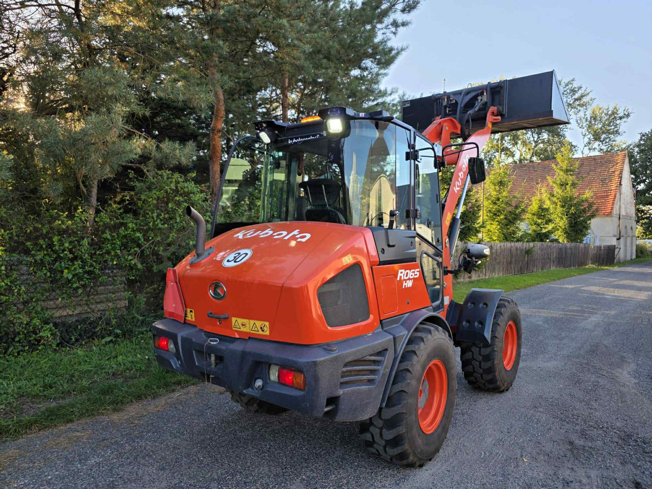 Kubota R065 HW - Cargadora de ruedas: foto 4 Kubota R065 HW - Cargadora de ruedas: foto 4