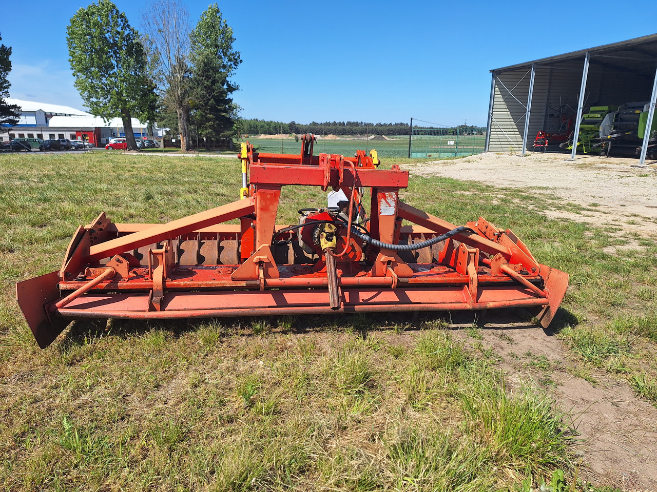 LELY FRANCE AH523 - Grada: foto 1 LELY FRANCE AH523 - Grada: foto 1