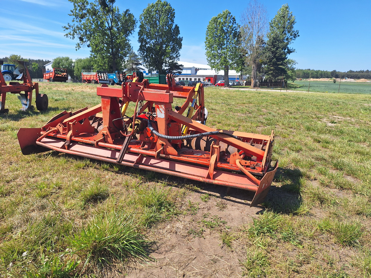 LELY FRANCE AH523 - Grada: foto 2 LELY FRANCE AH523 - Grada: foto 2