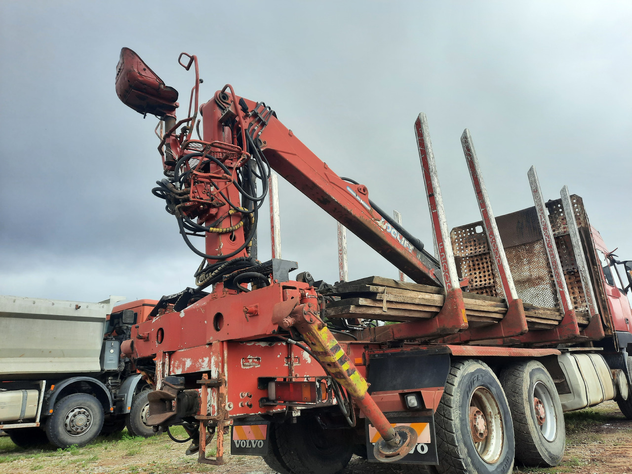 LOGLIFT F 105 S - Grúa para camión: foto 2 LOGLIFT F 105 S - Grúa para camión: foto 2