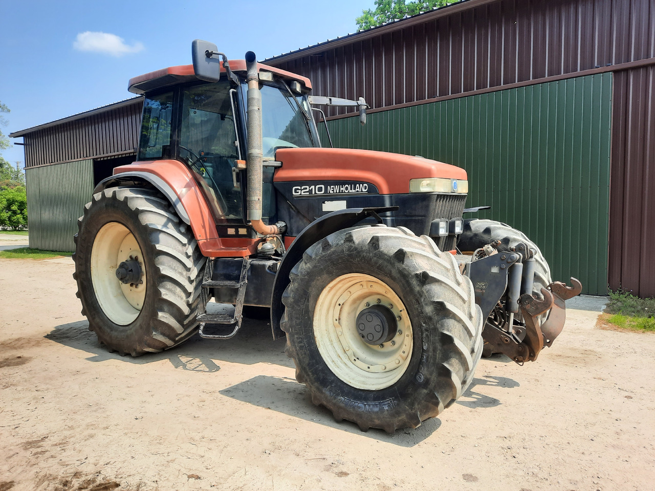 NEW HOLLAND G210 - Tractor: foto 3 NEW HOLLAND G210 - Tractor: foto 3