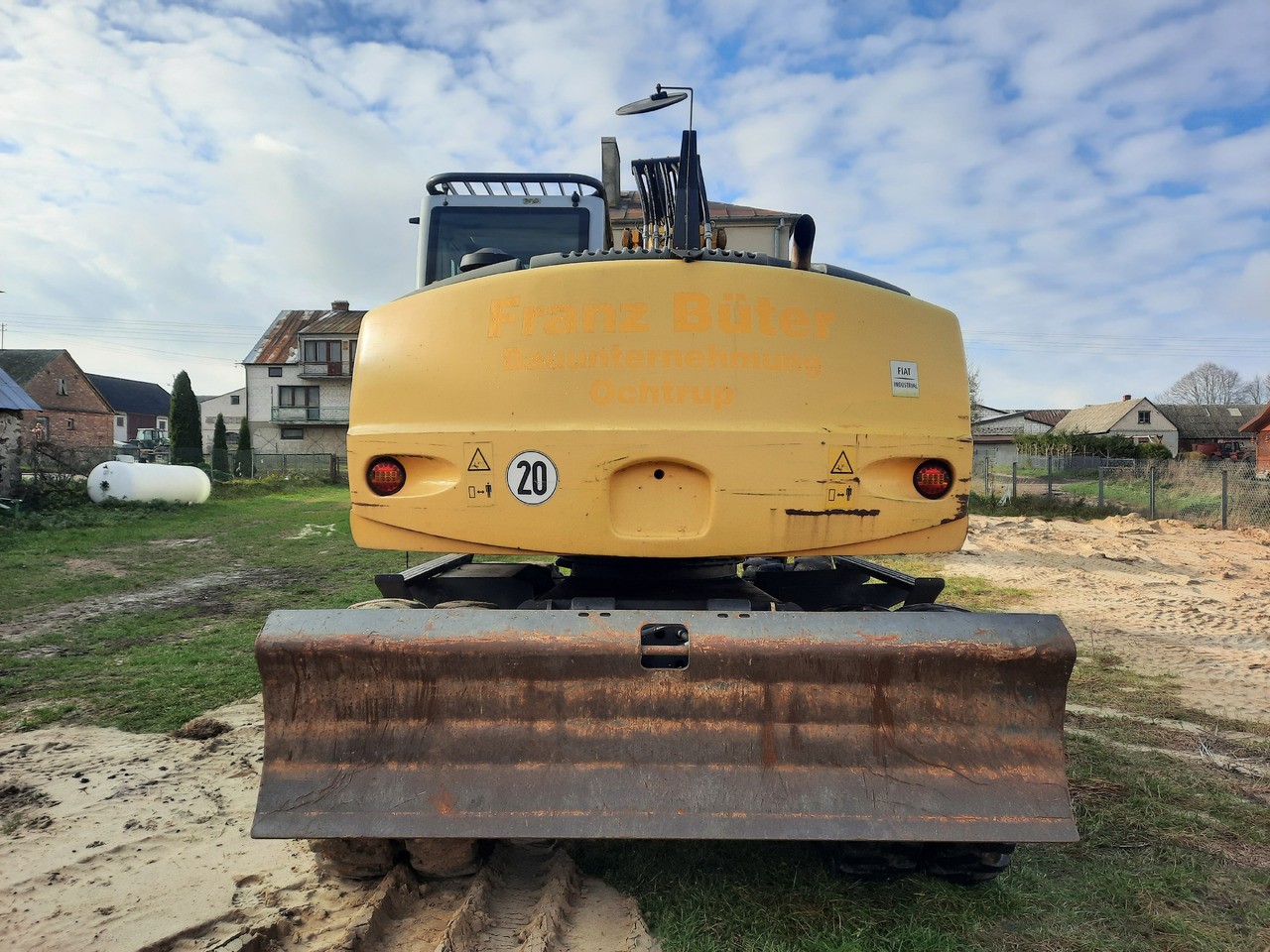 NEW HOLLAND WE150C - Excavadora de ruedas: foto 4 NEW HOLLAND WE150C - Excavadora de ruedas: foto 4