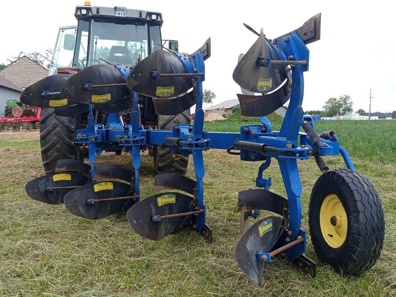 Overum CX 490H - Arado: foto 5 Overum CX 490H - Arado: foto 5