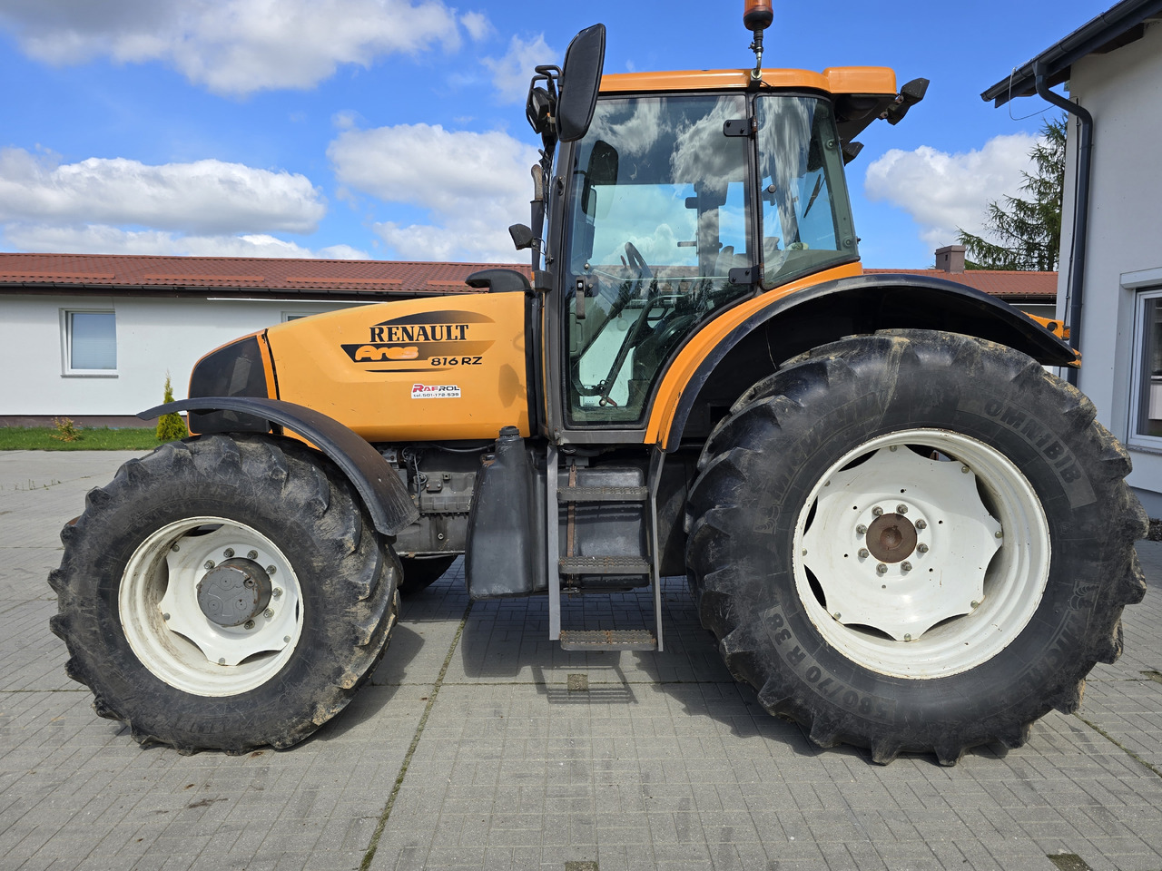 Tractor RENAULT Ares 816 RZ: foto 1