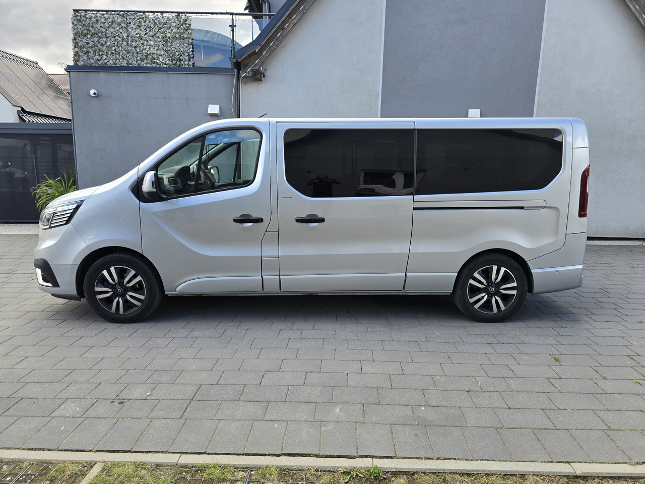 RENAULT Trafic SPACECLASS Premium - Furgoneta de pasajeros: foto 1 RENAULT Trafic SPACECLASS Premium - Furgoneta de pasajeros: foto 1