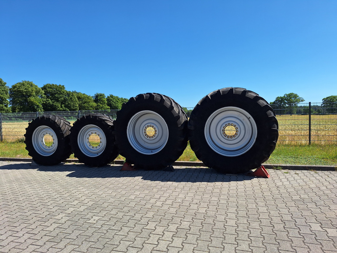 Trelleborg Trelleborg - Neumático para Maquinaria de construcción: foto 1 Trelleborg Trelleborg - Neumático para Maquinaria de construcción: foto 1