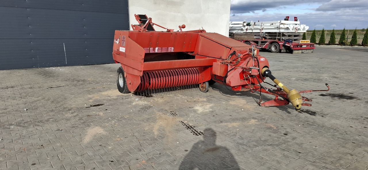 WELGER AP 630 - Empacadora de pacas cuadradas: foto 2 WELGER AP 630 - Empacadora de pacas cuadradas: foto 2