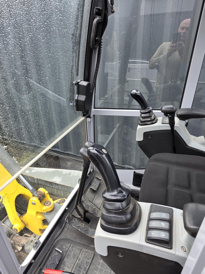 Wacker Neuson ET16 - Miniexcavadora: foto 4 Wacker Neuson ET16 - Miniexcavadora: foto 4
