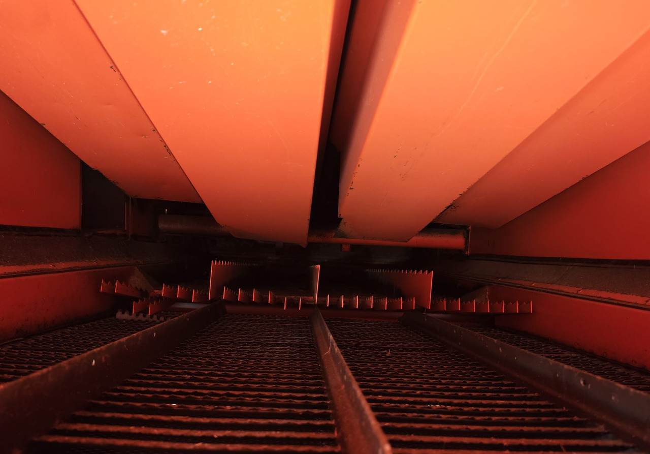 Deutz-fahr M 1080 - Cosechadora de granos: foto 4 Deutz-fahr M 1080 - Cosechadora de granos: foto 4