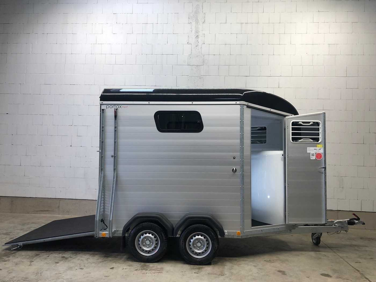 Remolque para caballos nuevo BOECKMANN Portax Esprit silv+bl SK Pferdeanhänger: foto 1