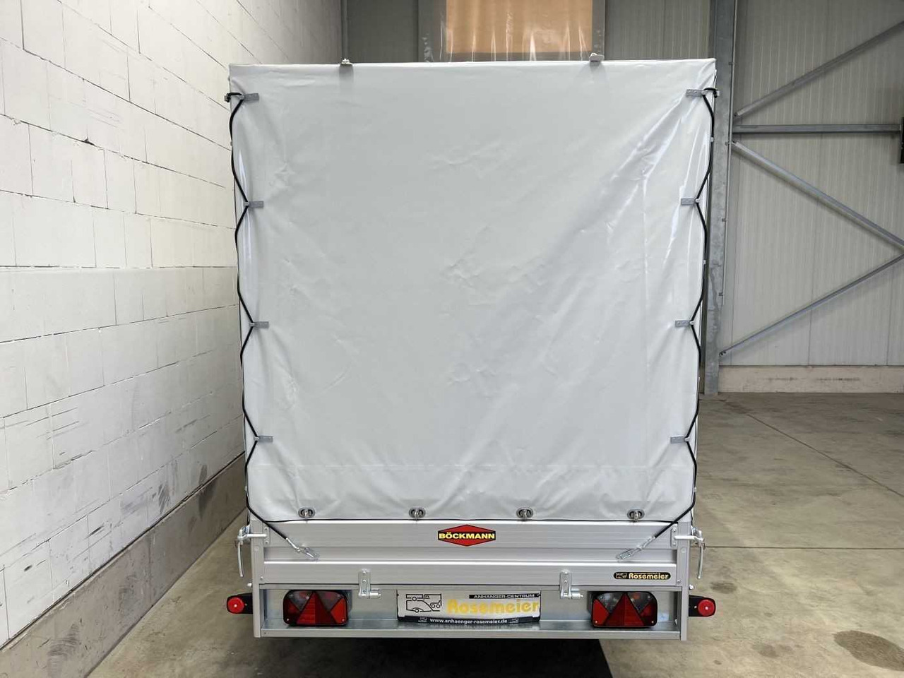 BOECKMANN TL-AL 3015/15 Plane Kastenanhänger gebremst - Remolque de coche: foto 5 BOECKMANN TL-AL 3015/15 Plane Kastenanhänger gebremst - Remolque de coche: foto 5