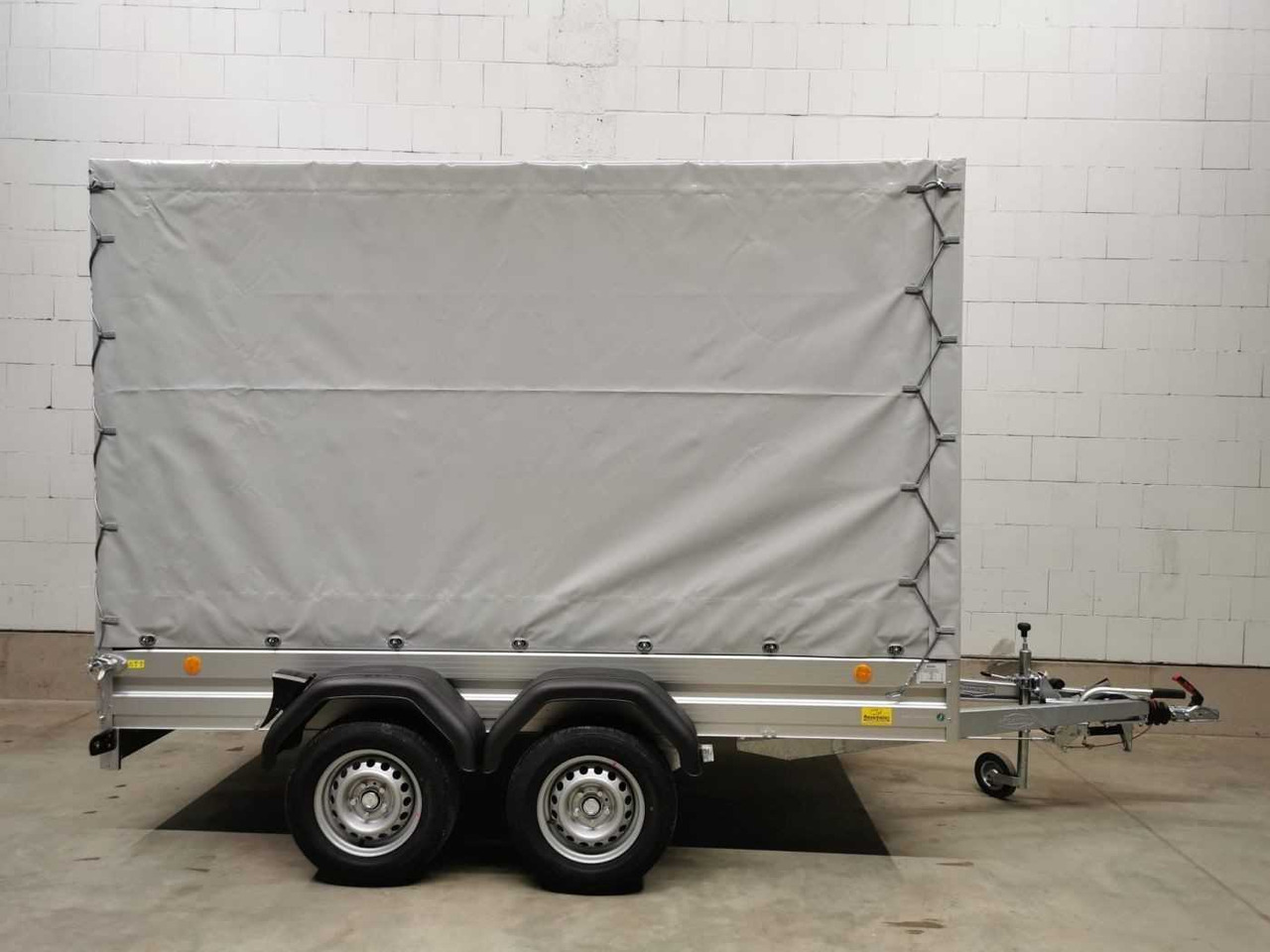 BOECKMANN TL-AL 3015/20 Plane 1600 mm Kastenanhänger gebre - Remolque de coche: foto 1 BOECKMANN TL-AL 3015/20 Plane 1600 mm Kastenanhänger gebre - Remolque de coche: foto 1