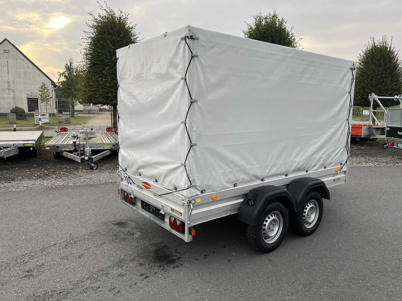 BOECKMANN TL-AL 3015/20 Plane Kastenanhänger gebremst - Remolque de coche: foto 3 BOECKMANN TL-AL 3015/20 Plane Kastenanhänger gebremst - Remolque de coche: foto 3