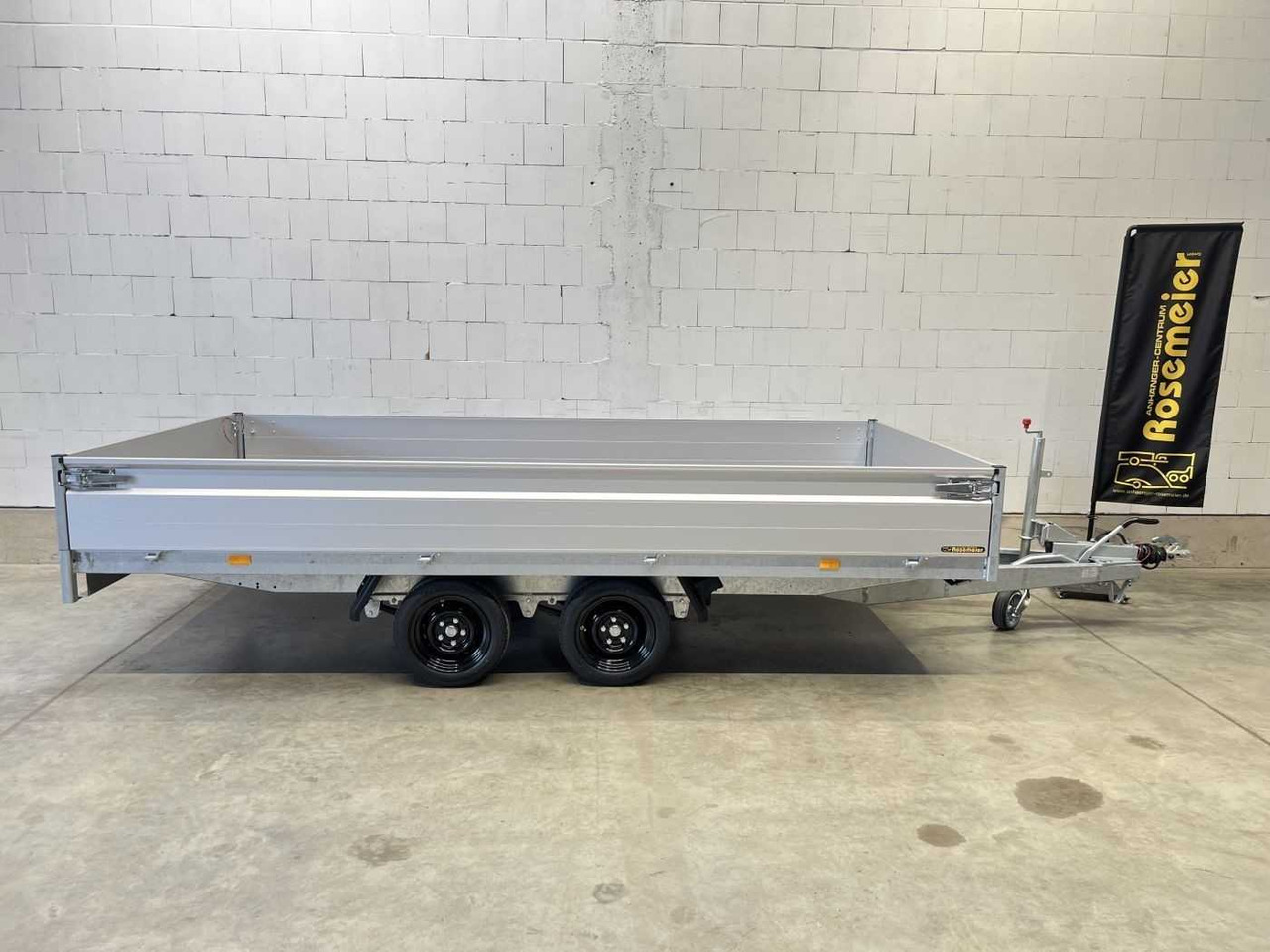 HAPERT Azure H-2 Parabelfedern Hochlader - Remolque de coche: foto 1 HAPERT Azure H-2 Parabelfedern Hochlader - Remolque de coche: foto 1