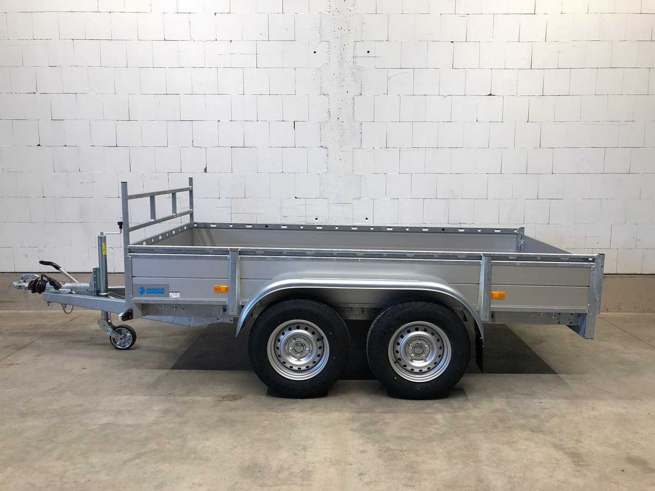 HAPERT Azure L-2 Kastenanhänger gebremst - Remolque de coche: foto 2 HAPERT Azure L-2 Kastenanhänger gebremst - Remolque de coche: foto 2