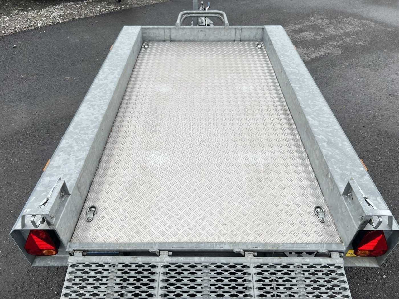 HAPERT HV 1350 Maschinentransporter - Remolque porta maquinaria: foto 4 HAPERT HV 1350 Maschinentransporter - Remolque porta maquinaria: foto 4