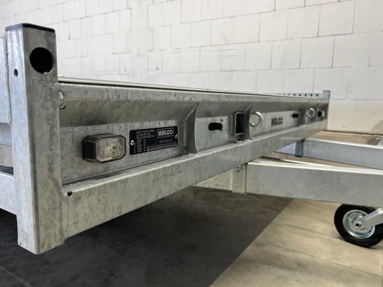 Remolque portavehículos nuevo HULCO Carax-3 3500 Autotransporter: foto 12 Remolque portavehículos nuevo HULCO Carax-3 3500 Autotransporter: foto 12