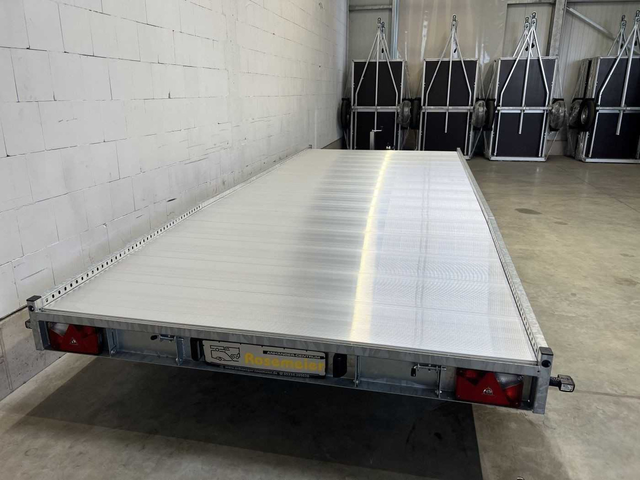 HULCO Carax-3 3500 Autotransporter - Remolque portavehículos: foto 3 HULCO Carax-3 3500 Autotransporter - Remolque portavehículos: foto 3