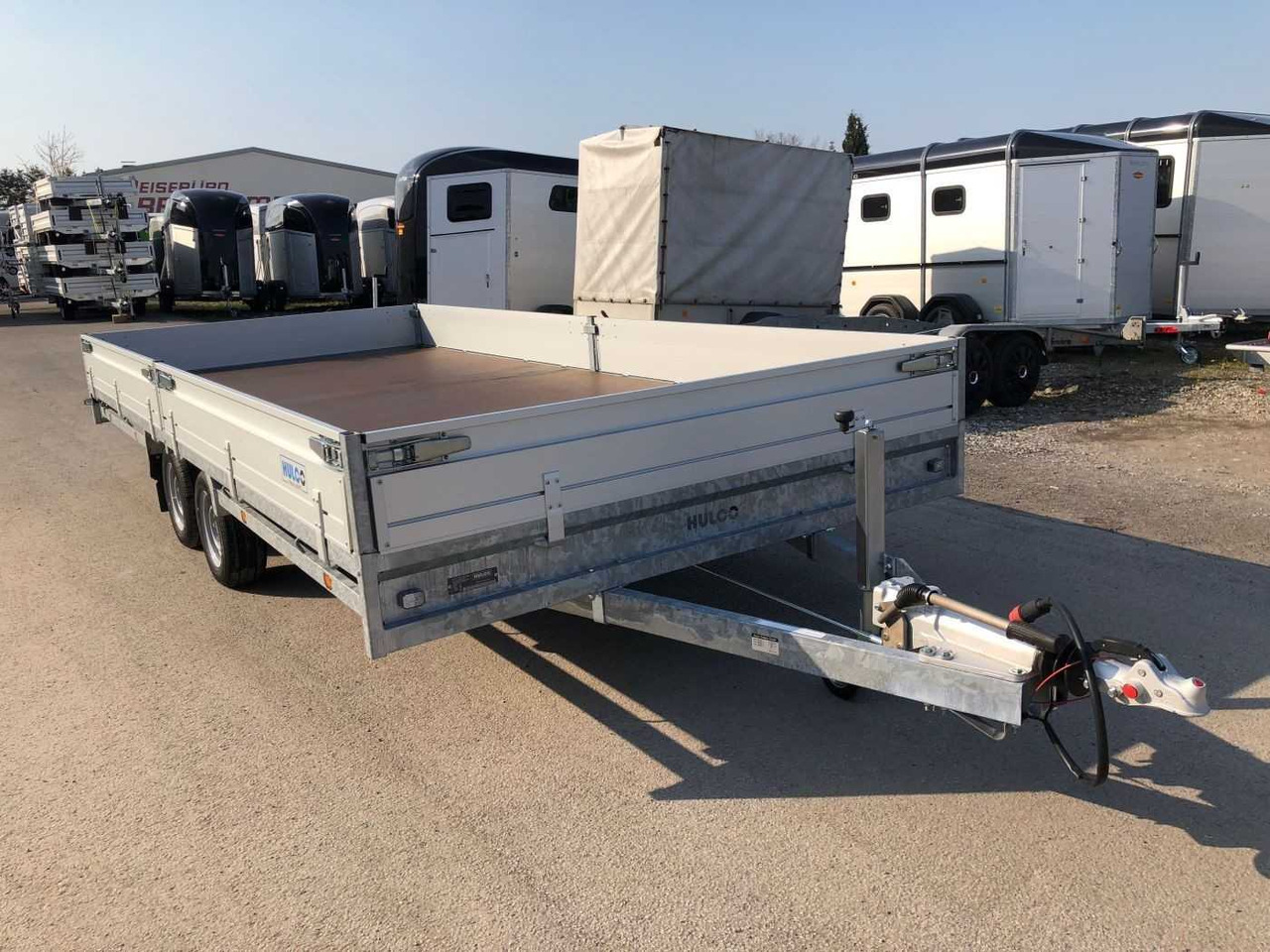 HULCO Medax-2 3500 Hochlader - Remolque caja abierta: foto 2 HULCO Medax-2 3500 Hochlader - Remolque caja abierta: foto 2