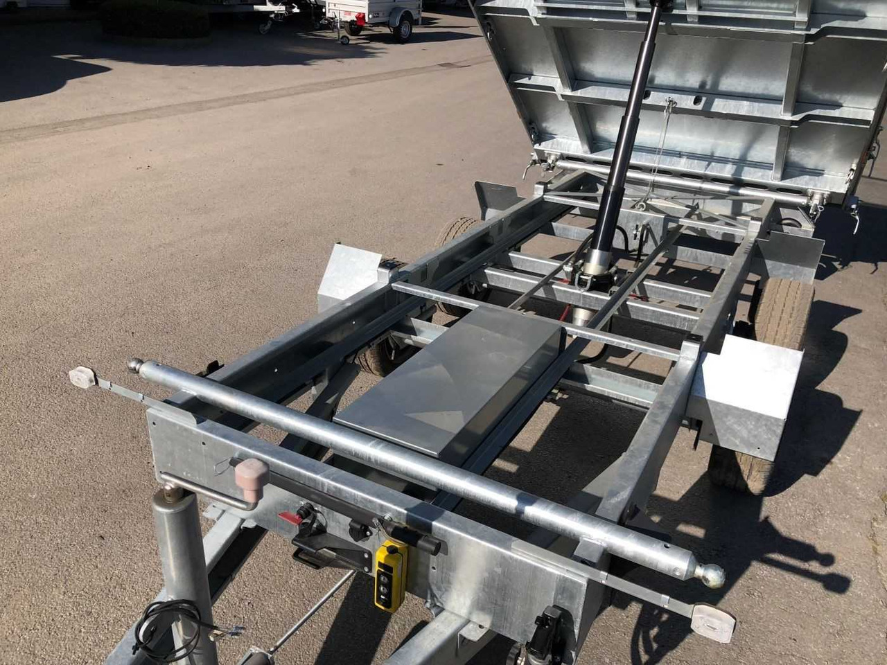 Remolque volquete nuevo HUMBAUR HTK 3500.37 Gitter Dreiseitenkipper: foto 11