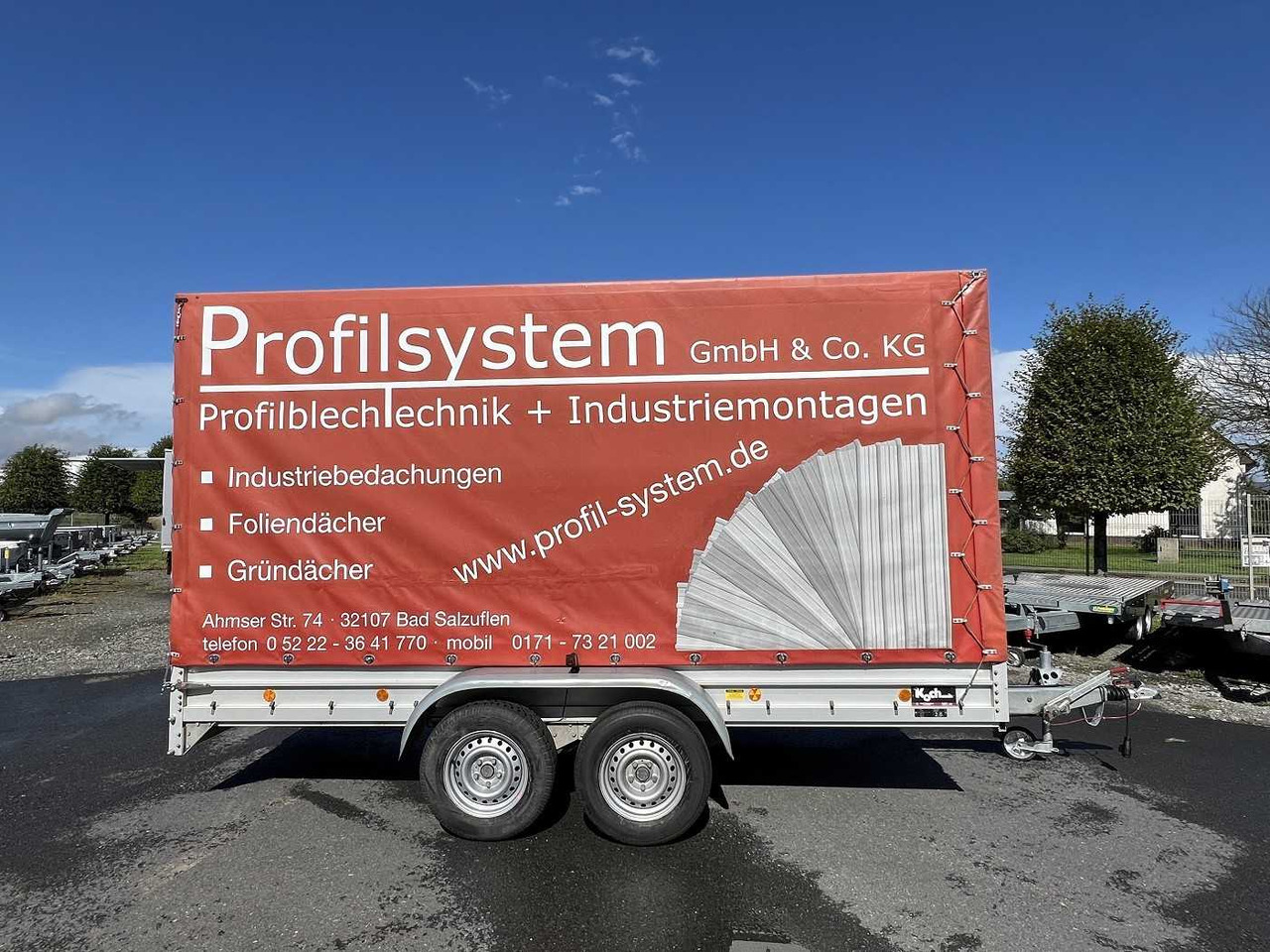 KOCH 10.26 mit Spriegel und Plane Kastenanhänger gebr - Remolque con toldo: foto 1 KOCH 10.26 mit Spriegel und Plane Kastenanhänger gebr - Remolque con toldo: foto 1