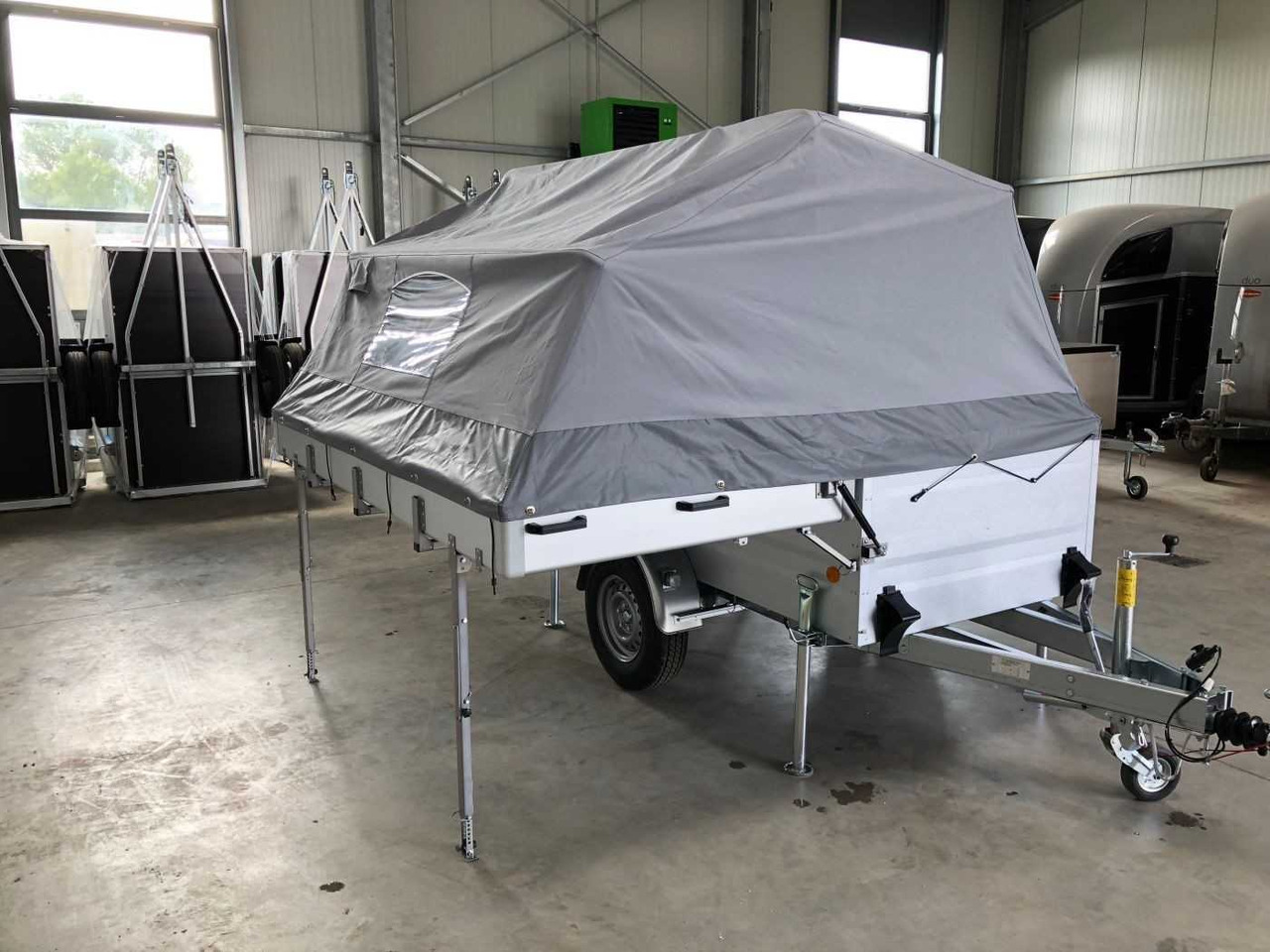 TPV KT-EB3 Street Camper Campinganhänger - Caravana: foto 4 TPV KT-EB3 Street Camper Campinganhänger - Caravana: foto 4