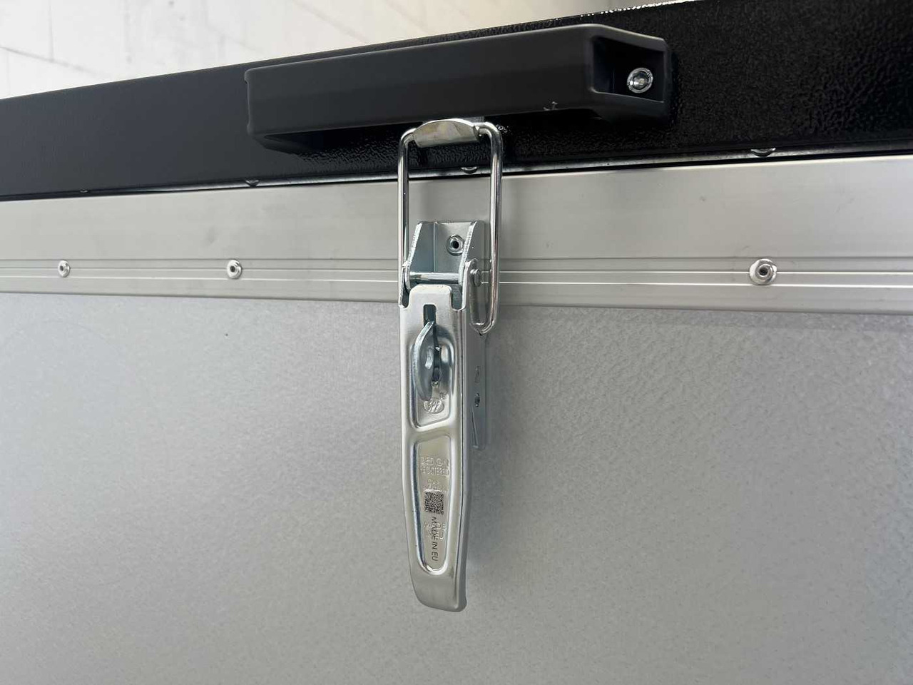 Remolque de coche nuevo TPV KT-EU3 Deckelanhänger: foto 7 Remolque de coche nuevo TPV KT-EU3 Deckelanhänger: foto 7