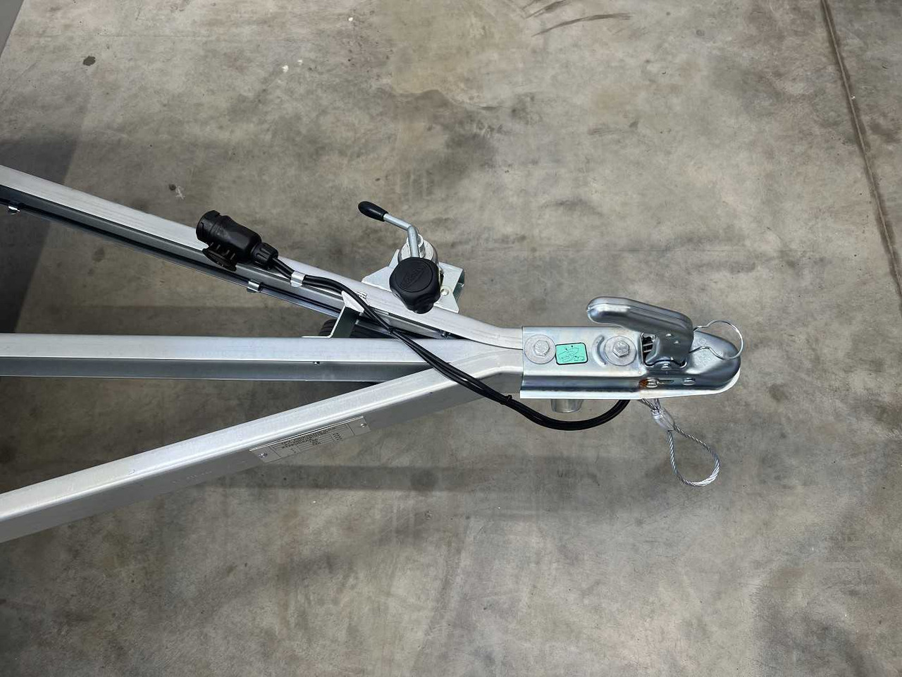 Remolque de coche nuevo TPV KT-EU3 Deckelanhänger: foto 10 Remolque de coche nuevo TPV KT-EU3 Deckelanhänger: foto 10