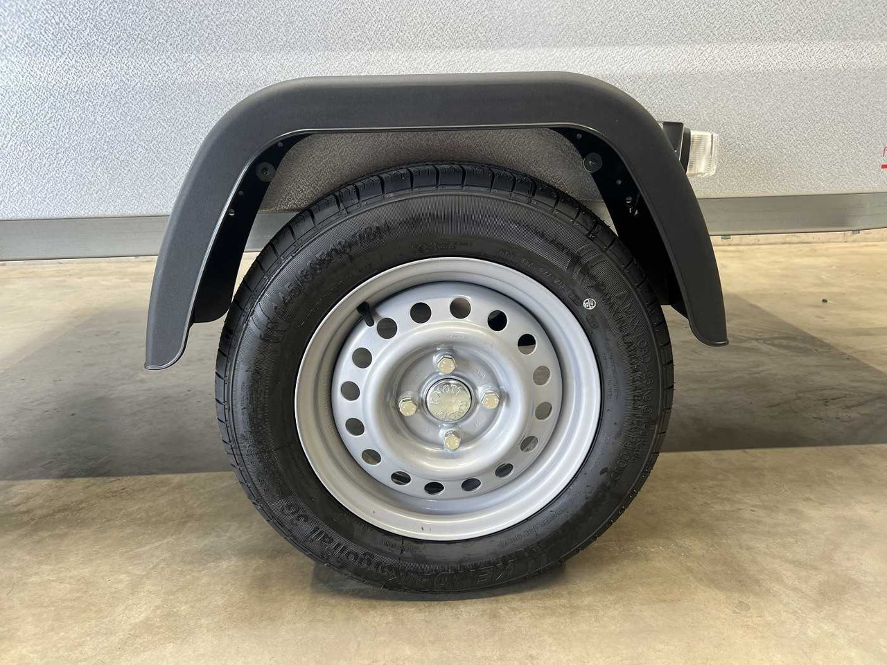 Remolque de coche nuevo TPV KT-EU3 Deckelanhänger: foto 9 Remolque de coche nuevo TPV KT-EU3 Deckelanhänger: foto 9