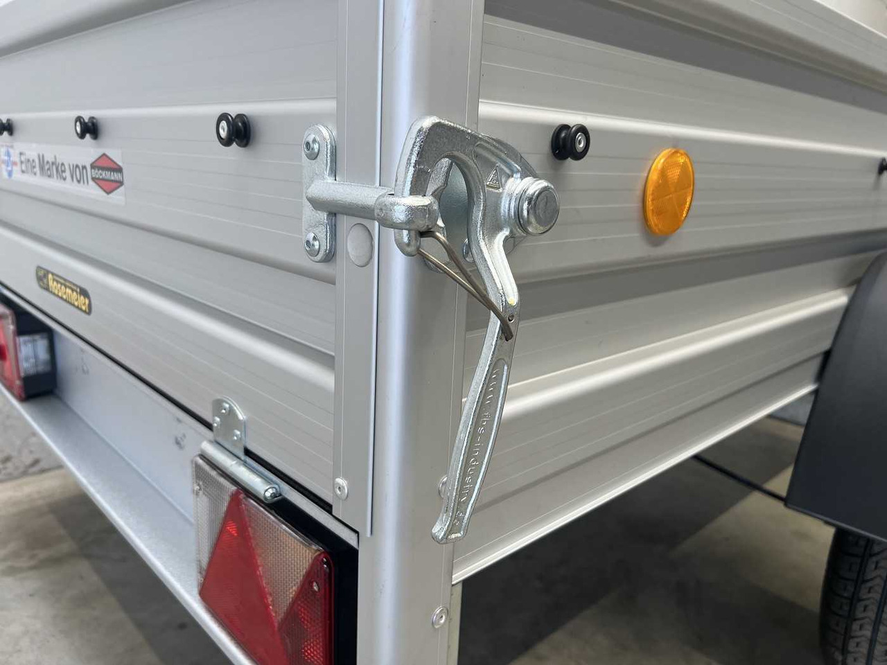 TPV TL-EB 2010/100 AL Kastenanhänger gebremst - Remolque de coche: foto 3 TPV TL-EB 2010/100 AL Kastenanhänger gebremst - Remolque de coche: foto 3