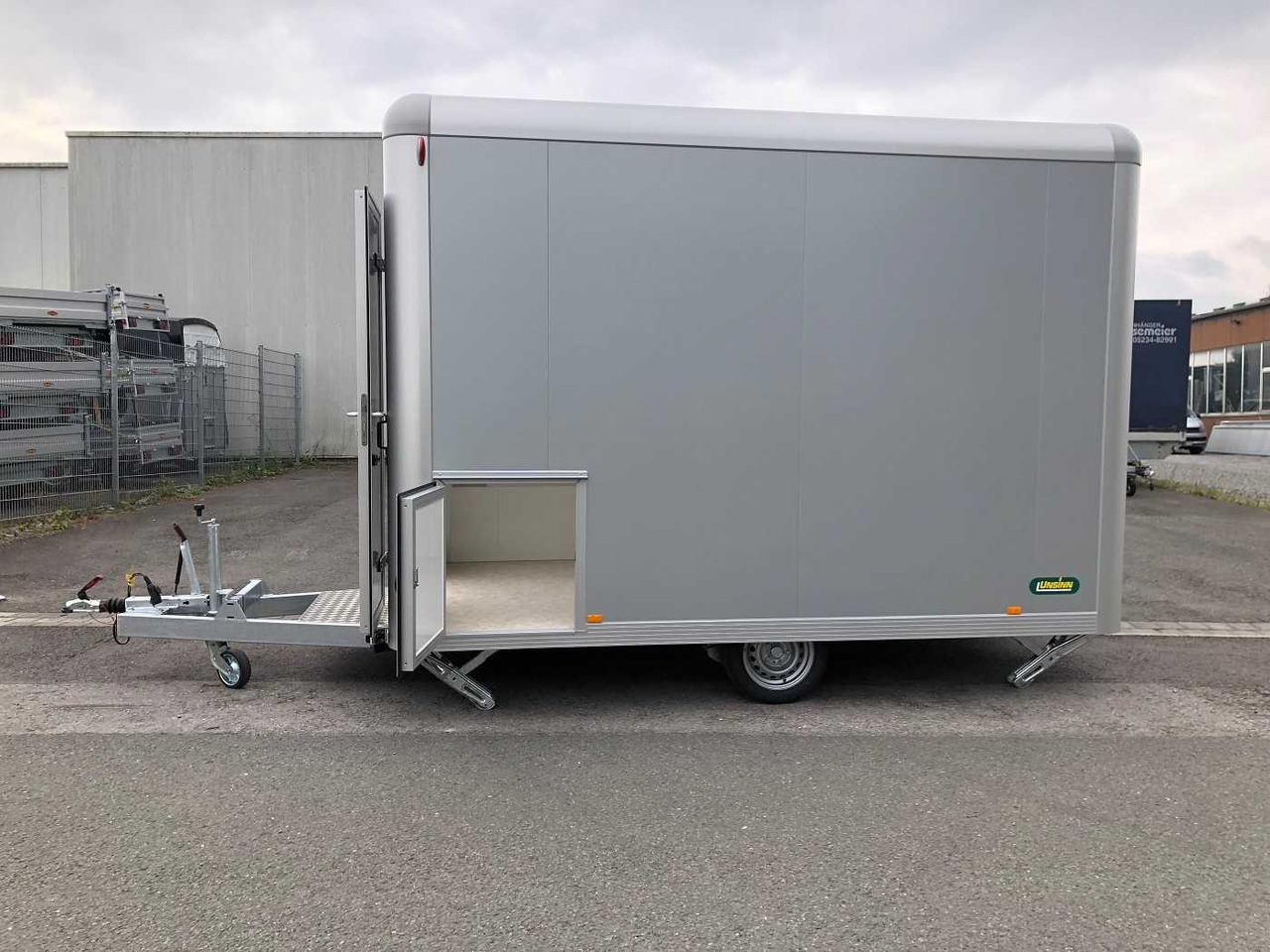 UNSINN VM 1836-13-2040 runde Ecken Verkaufsanhänger - Remolque venta ambulante: foto 5 UNSINN VM 1836-13-2040 runde Ecken Verkaufsanhänger - Remolque venta ambulante: foto 5